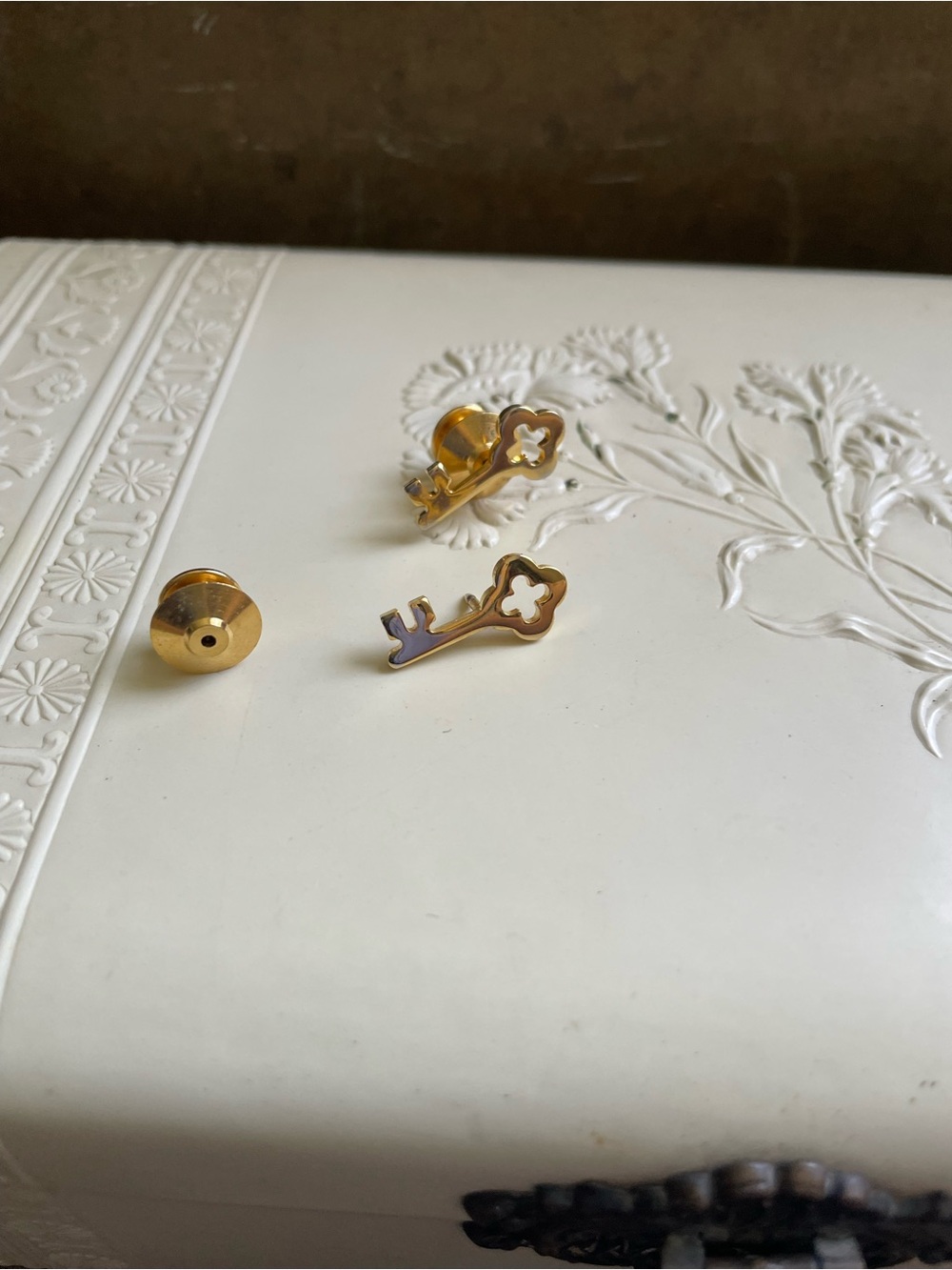 Vintage Skeleton Key Gold-tone Earrings / Pins